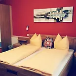 Oswald 3*