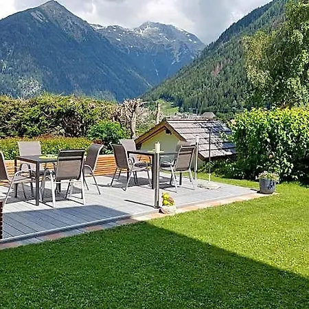 Oswald فندق 3*